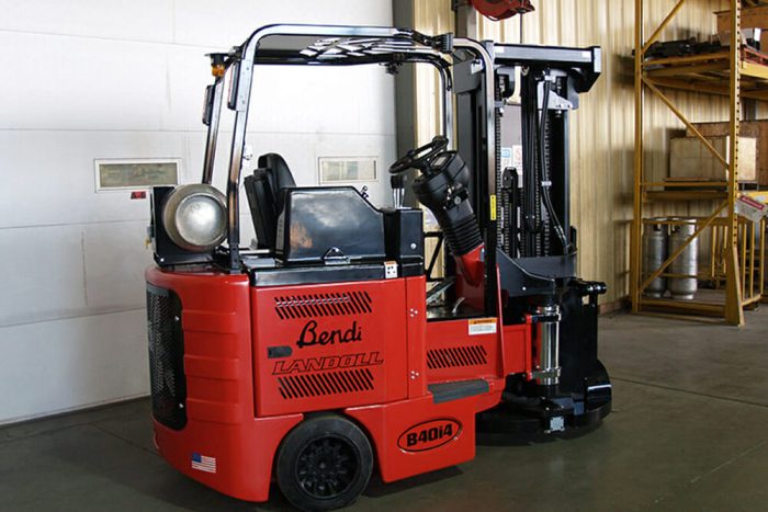 B40I5 FORKLIFT