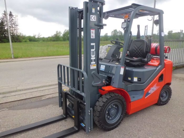 CPYD25C Heli Forklifts