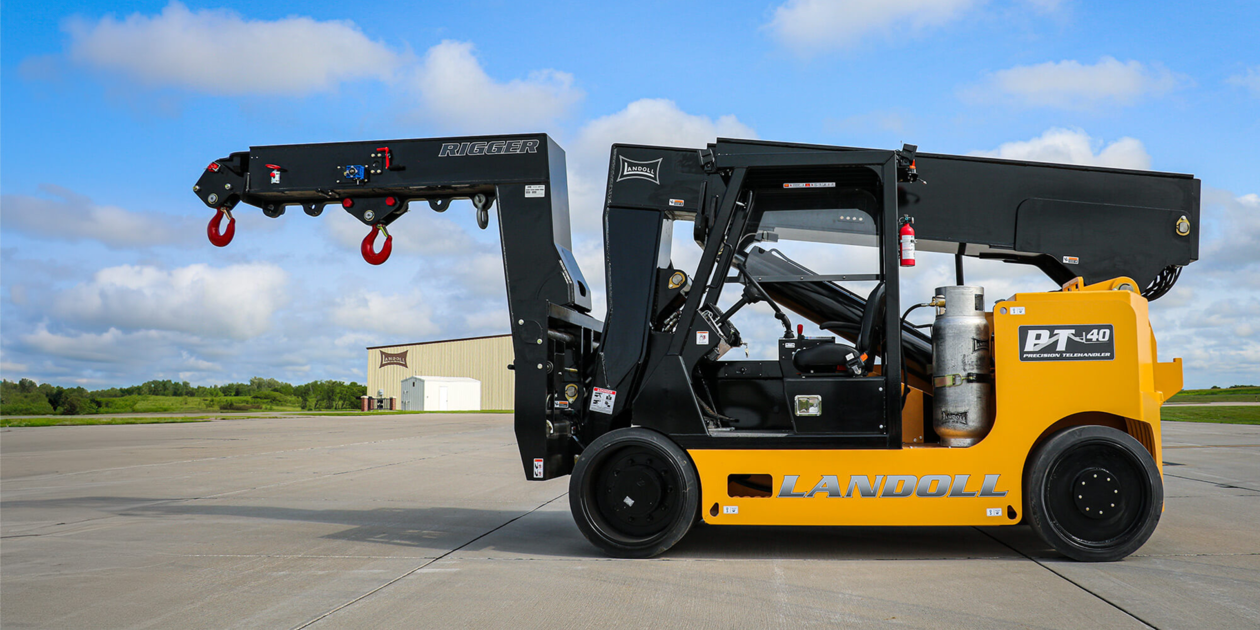 LANDOLL_PT40 FORKLIFT_4